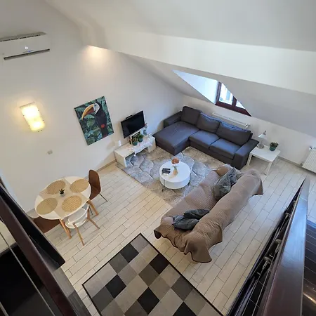 Astoria Panorama Duplex Apartament *