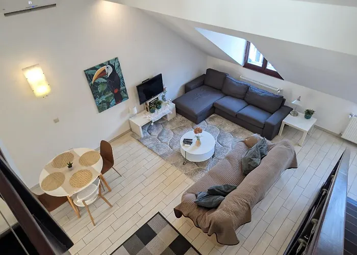 Astoria Panorama Duplex Apartament *