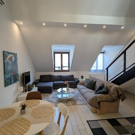 Astoria Panorama Duplex Apartment